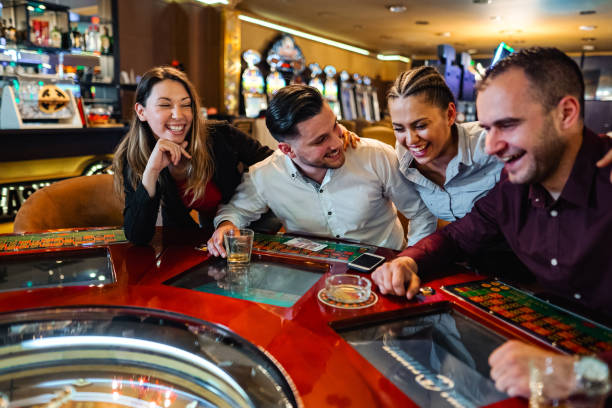 Player arranging three poker hands in Capsa Susun on qq3889 login mobile interface